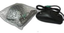 Воздушная пузырчата пленка - упакована компьютерная мышь